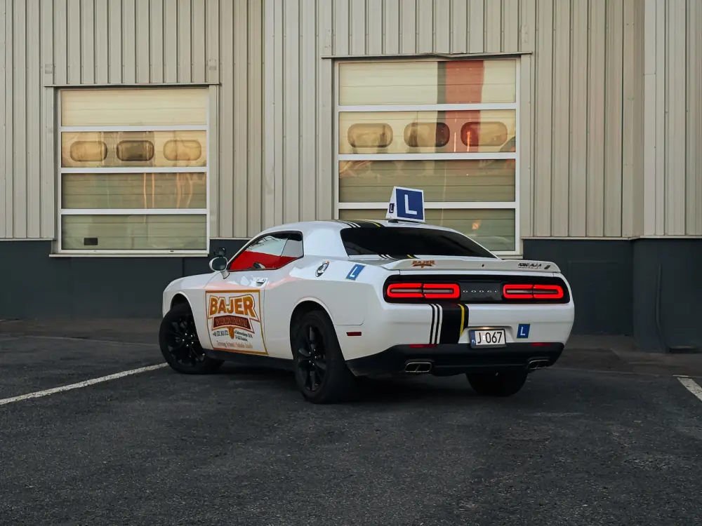 Dodge Challenger